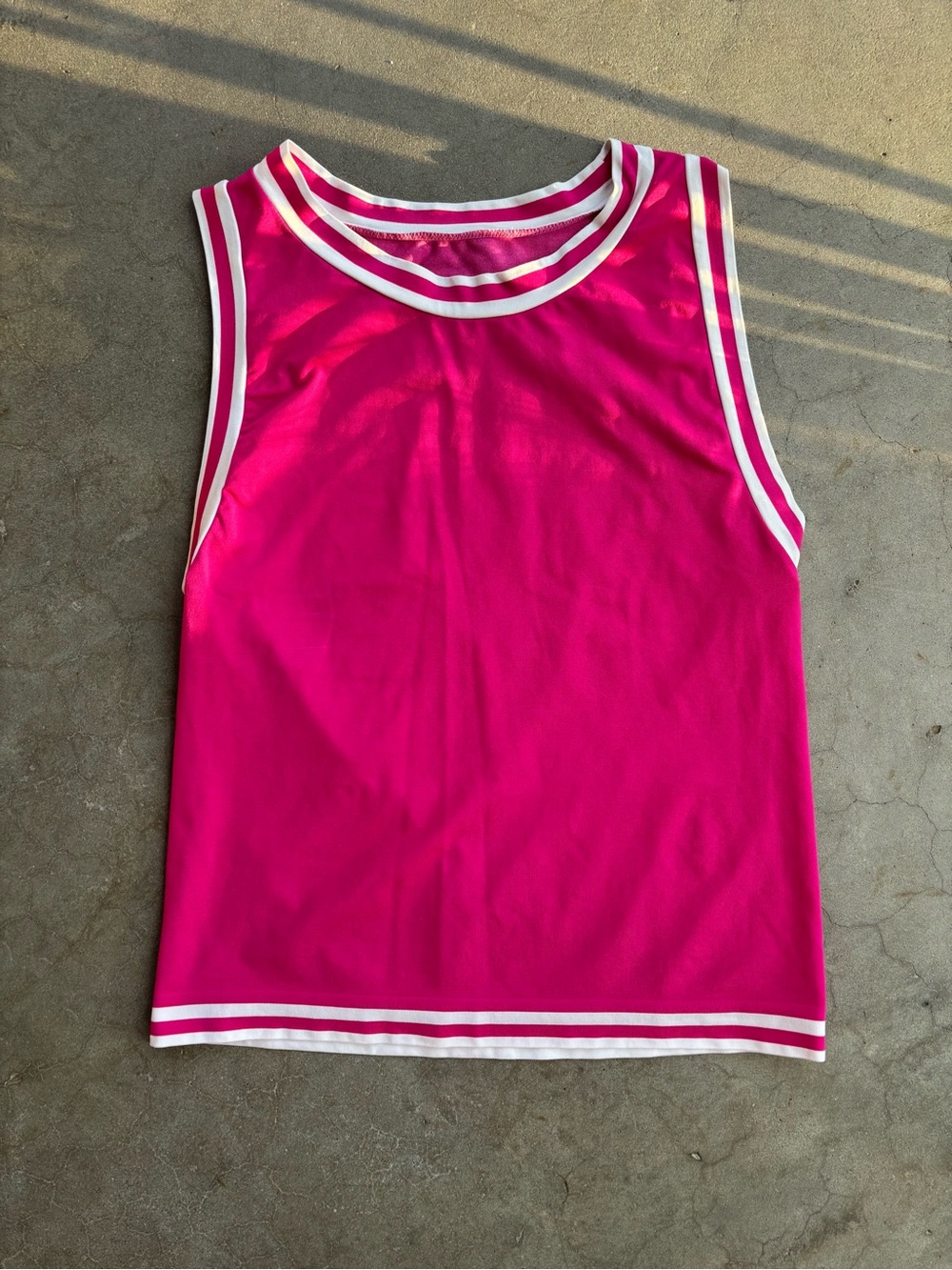 eye candy Hot Pink Fitted Tank Top with White Trim size 2X/3X - Picture 3 of 3